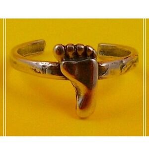 Vintage 1990's Sterling‎ Silver Cute Bare Foot Toe Ring – Handcrafted